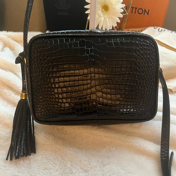 Saint Laurent Lou Croc Embossed Black Leather Bag with Dust Bag - Picture 4 of 9